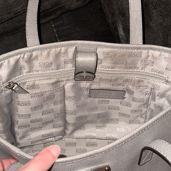 Michael Kors Gray Pebble Leather Shoulder Bag Purse - Picture 9 of 9